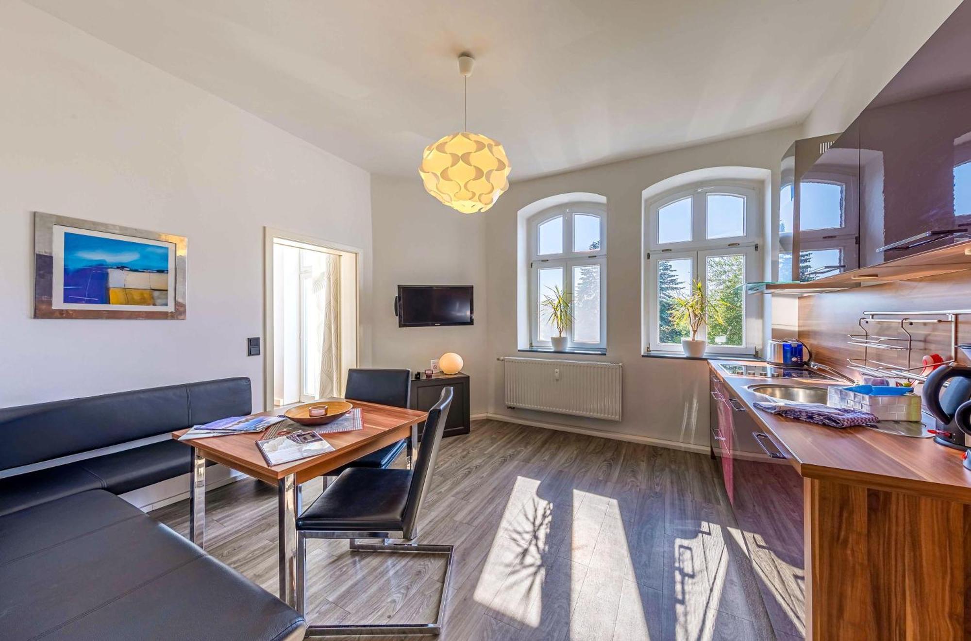 Altstadtapartment Carli- Komfortable Ferienwohnung Im Herzen Von Waren Luaran gambar